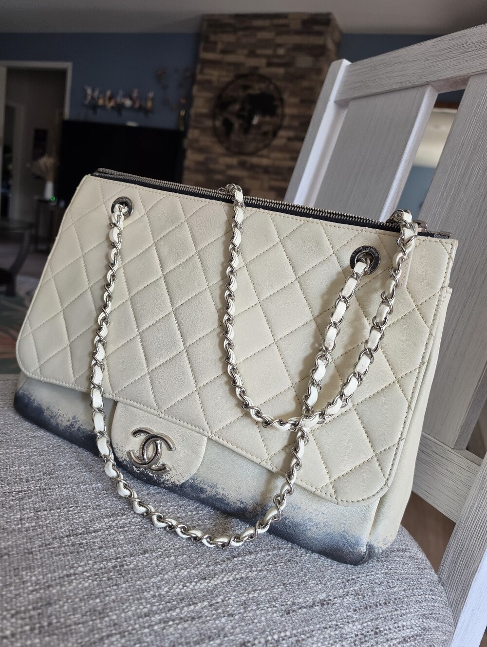 Authentic CHANEL Cream/white Quilted Shoulder Bag with Silver Chain